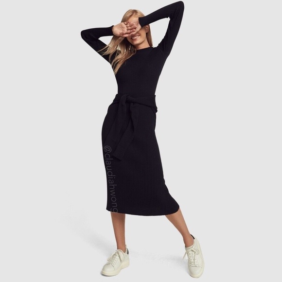 GWYN Rebecca Virgin Wool Rib Sweater Dress in Navy Blue - Picture 8 of 13